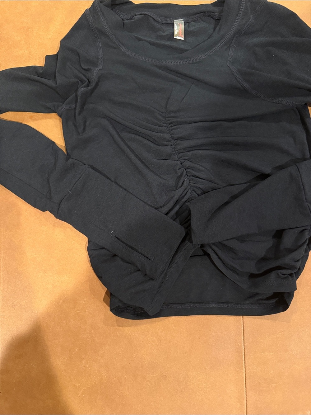 Free People Movement women’s Long Sleeve Ruched Front Top - Black - Picture 3 of 3